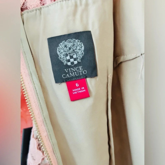 Vince Camuto Long Sleeve Lined Lace Shift Dress - NWT, Size 6 - Picture 12 of 14